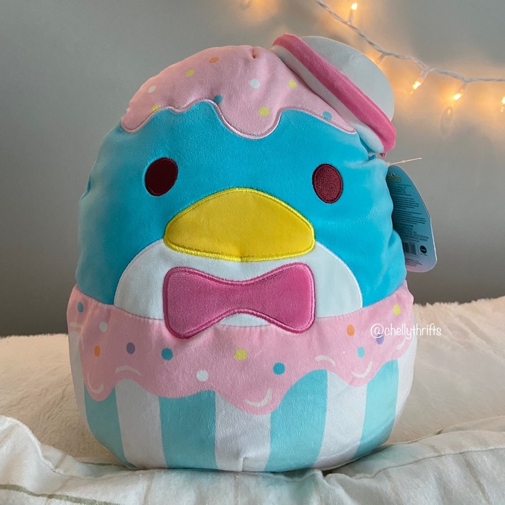 Squishmallow Tuxedosam
